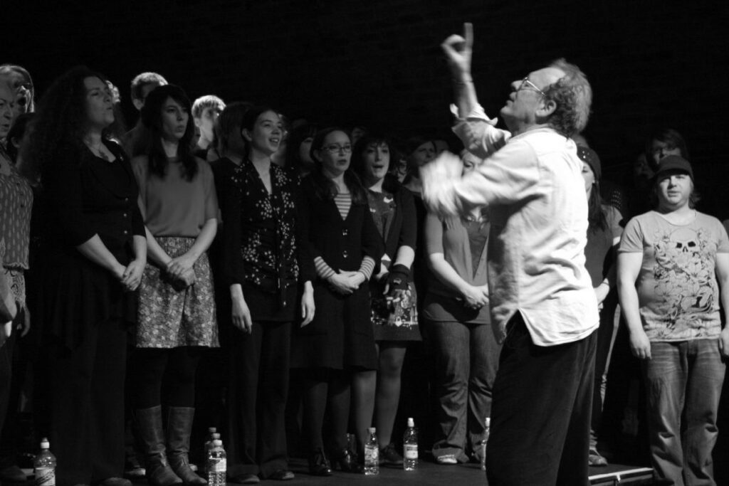 Phil Minton et la Feral Choir